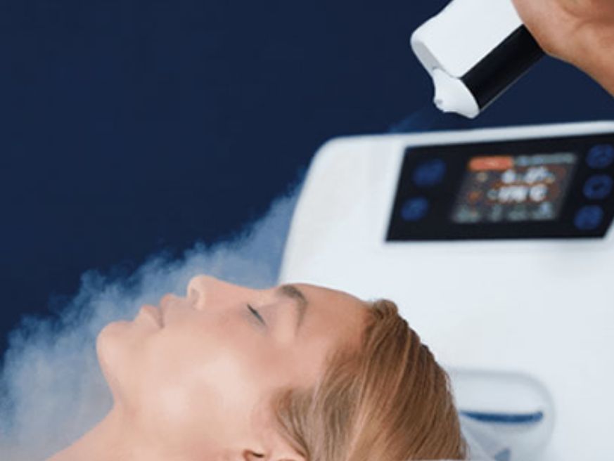 Cryo therapy for skin care and pain management